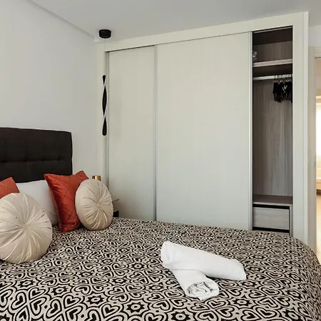 - Steps From The & Historic Center Apartment Malaga